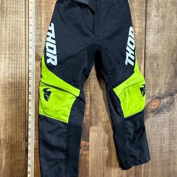 The Unbranded Brand Other - Thor Motocross Riding Pants Youth 22 Black Hi-Vis Yellow MX Dirt Bike ATV